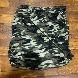 very cute camo green skirt , never worn , doesn’t fit , brand new
